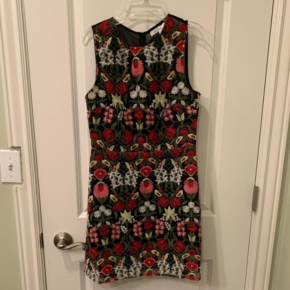 Lucy Paris size S floral dress